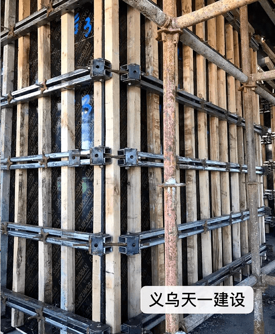 新型建材方柱紧固器!新型模板!盘扣!圆柱模板!螺杆!新型.